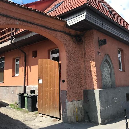 Scarlette Hotel Brasov Bagian luar foto