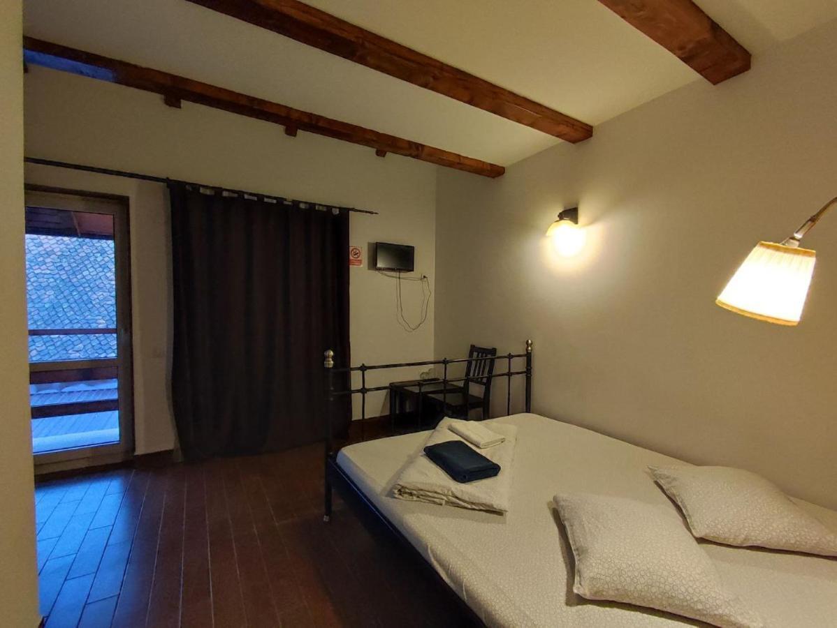 Scarlette Hotel Brasov Bagian luar foto